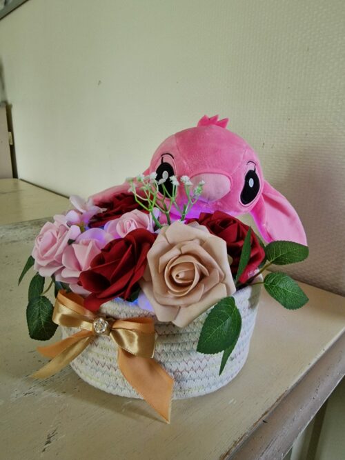 Panier peluche fleuri